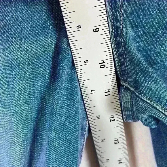 GAP Denim Women’s Jeans Size 12/31L Med Wash Boot Cut 10 1/2” Rise - Picture 10 of 11